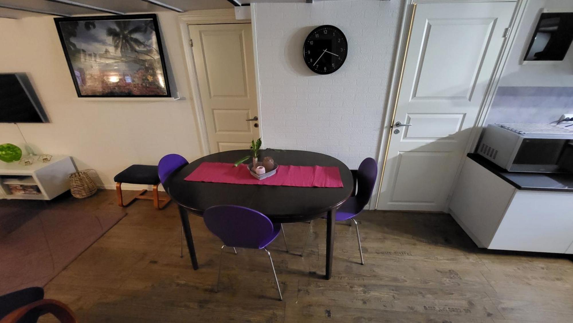Fin Leilighet I Stille Og Rolig Omrade Med Gratis Privat Parkering! Stavanger Dış mekan fotoğraf